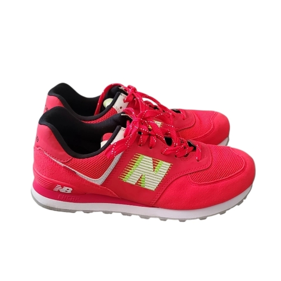 New Balance 574 x 2020 SS Men's Suede Street Shoe Red Volt (ML574PDB) Sz 9 - Picture 1 of 8